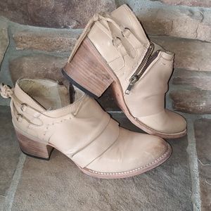 Freebird by Steve Madden